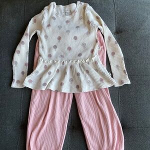 EUC Easy Peasy Two Piece Floral Outfit Size 5T